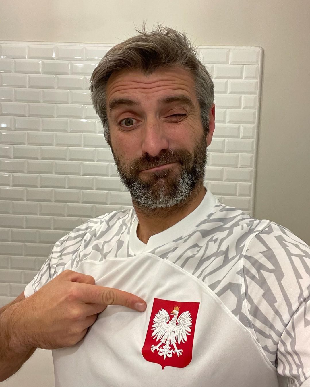 Dowbor i Koroniewska rzucają jedzeniem po przegranej Polski na mundialu. Wkroczyli internauci