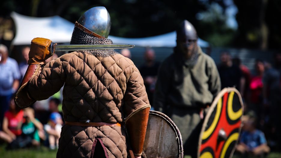 cheval, opancerzenie, bitwa, bojownik, miecz, historia, antyczny, wojenny, festiwal, maseczka, taniec, walki, zwierzak, rycerz, turniej, zbroja, rycerski