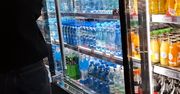 Butelka wody kosztuje krocie. Nie wszyscy wiedzą, jak zaoszczędzić