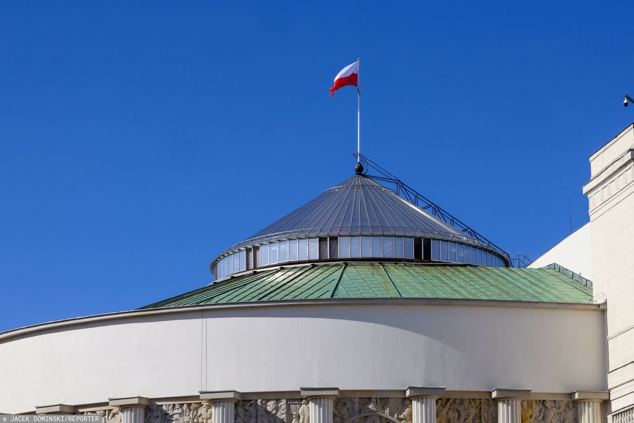 Oszukali posła metodą "na policjanta". Stracił ogromne pieniądze