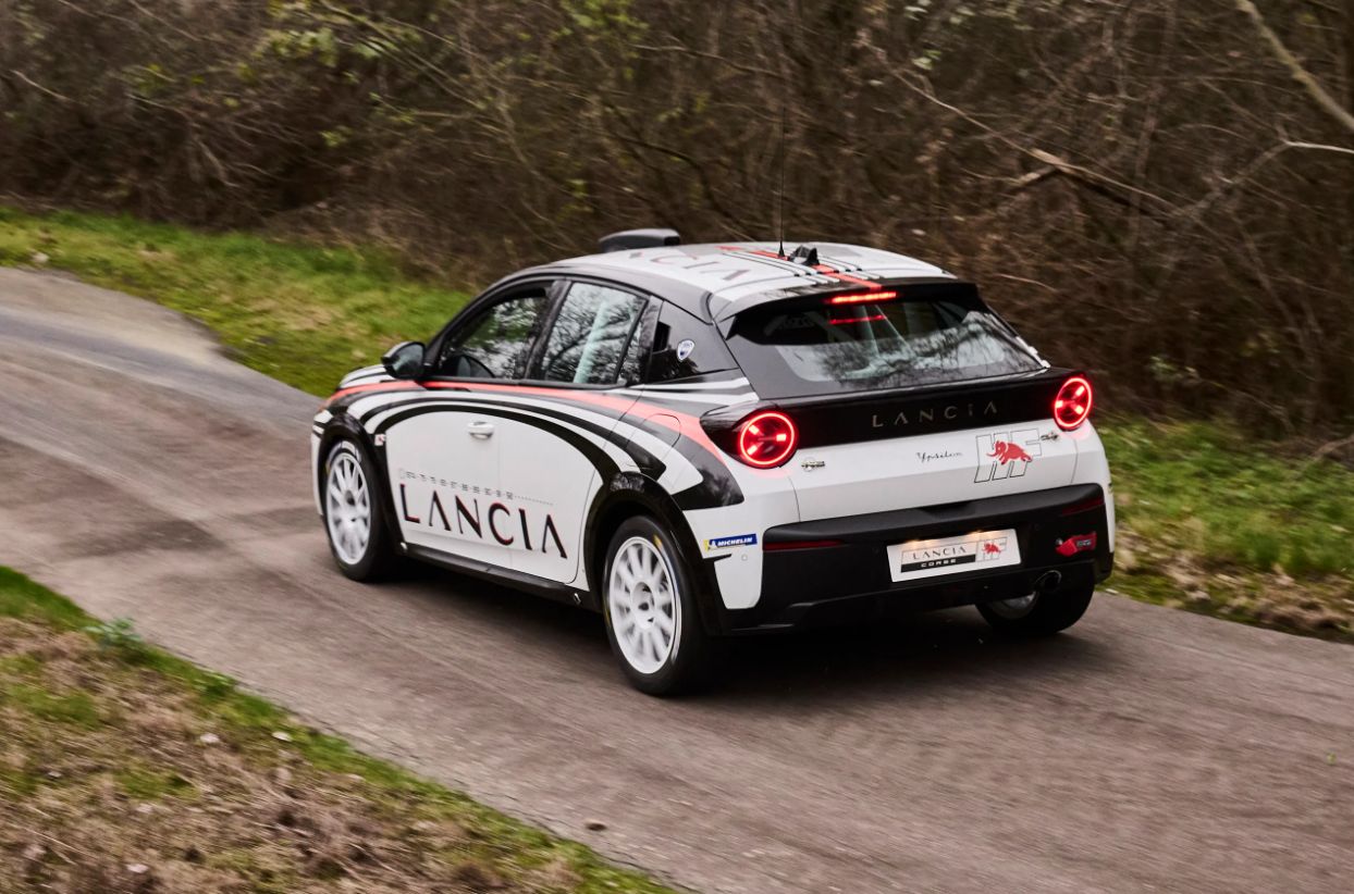 Lancia Ypsilon Rally 4 HF