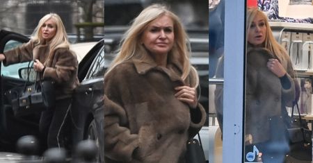Skwaszona Monika Olejnik "przyłapana" na parkowaniu na zakazie. Nie była zadowolona z towarzystwa paparazzi... (ZDJĘCIA)