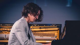 Koci lot przez wszechświat muzyki. Hayato Sumino na 25. Ogrodach Muzycznych