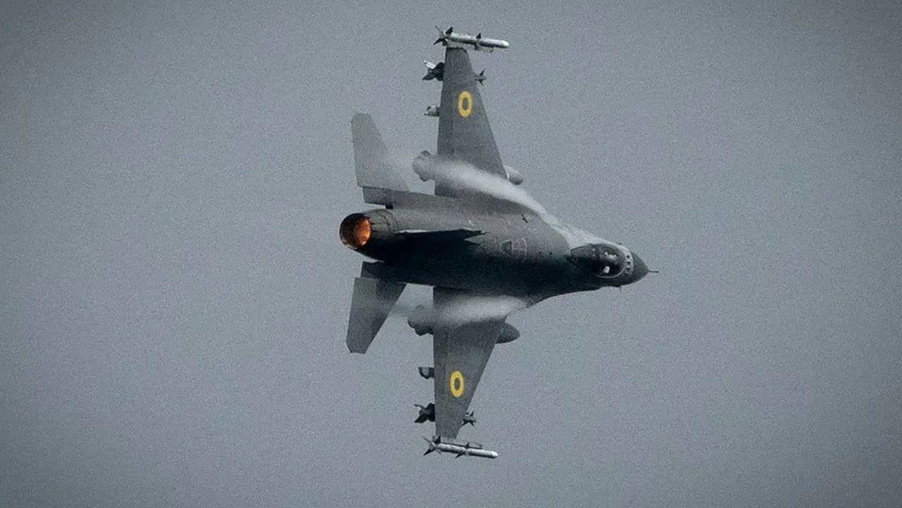 F-16 kontra Shahed. Widowiskowe starcie nad Ukrainą