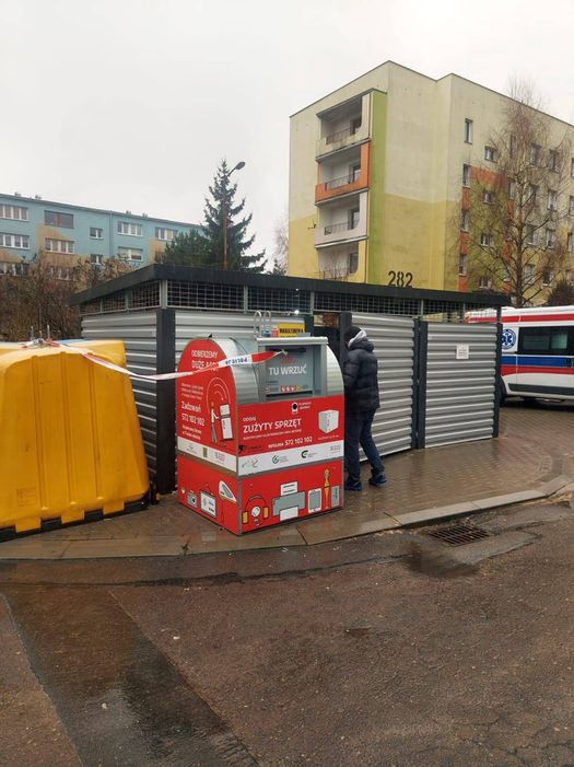 Makabryczne odkrycie w Łodzi. Ciało noworodka w śmietniku