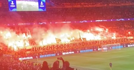 Wow! Trybuna kibiców Borussii Dortmund "zapłonęła"