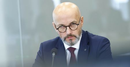 Będzie wniosek o ukaranie. Stróżny nie stawił się przed komisją