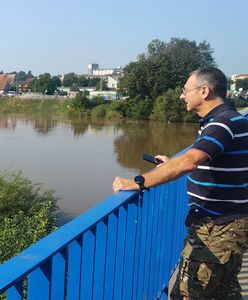 Wezwali więźniów. Prognozy już wyższe o metr