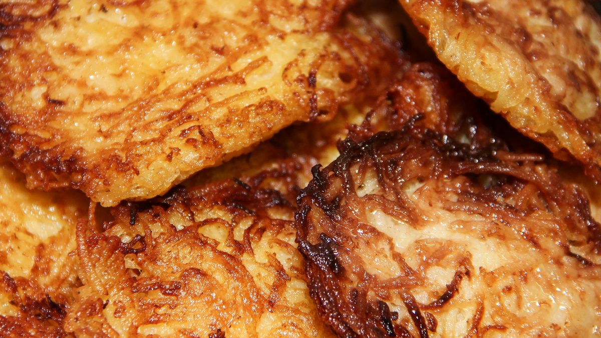 Placki ziemniaczane.