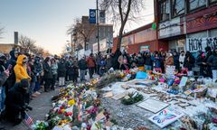 USA grozi shutdown? Demokraci obudzeni po Minneapolis