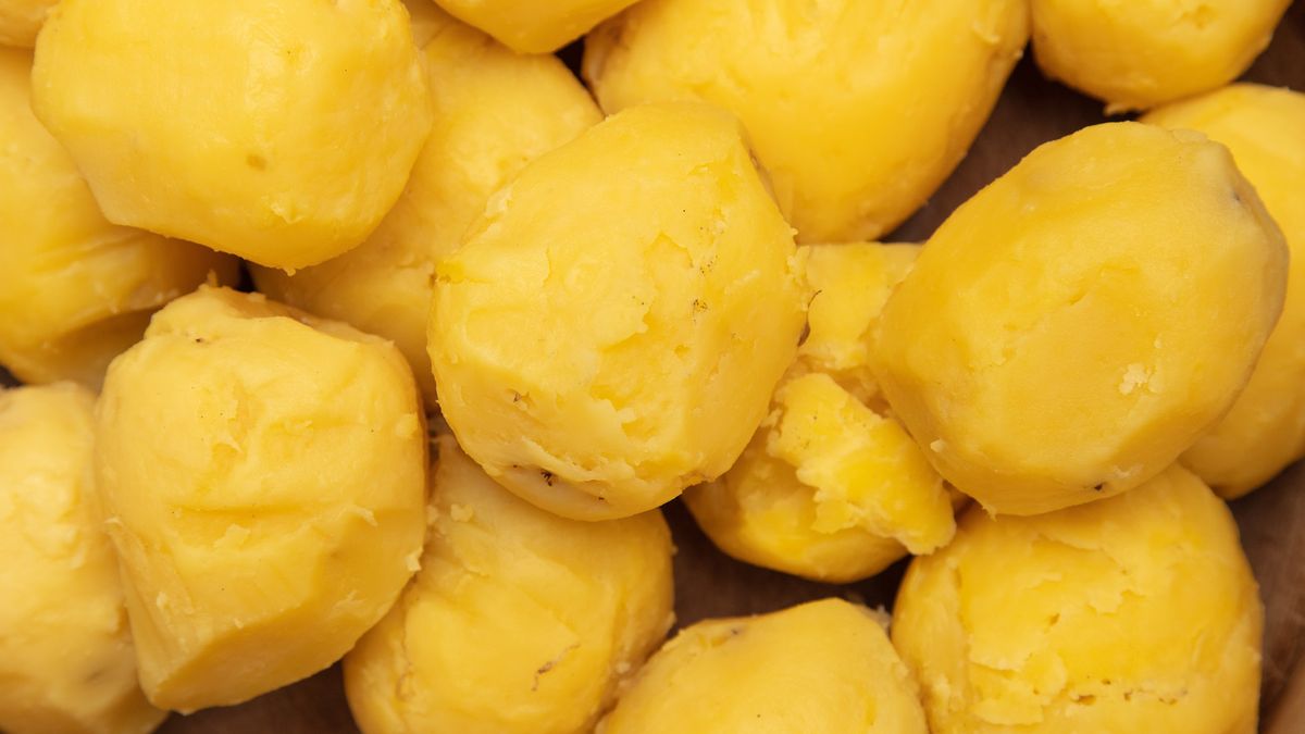 Jedzenie ziemniaków, które zaczynają kiełkować, może spowodować zatrucie