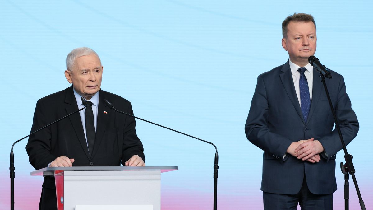 Jaros�aw Kaczy�ski, Mariusz B�aszczak
Pawe� Supernak
briefing, konferencja, konferencji, Nowogrodzka, partia, PiS, polityk, polityka, prasowej, prasowy, siedziba