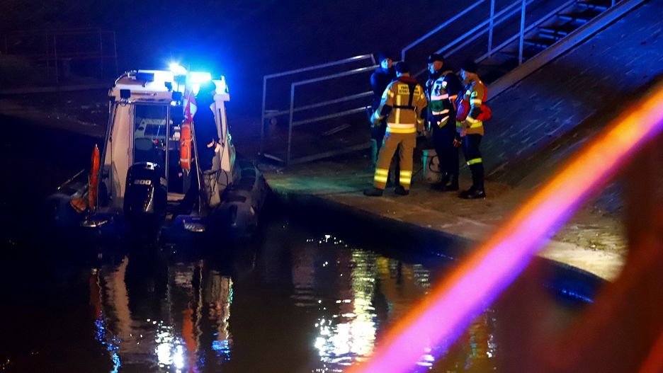 Poszukiwania na Odrze w centrum Wrocławia - zdjęcie ilustracyjne