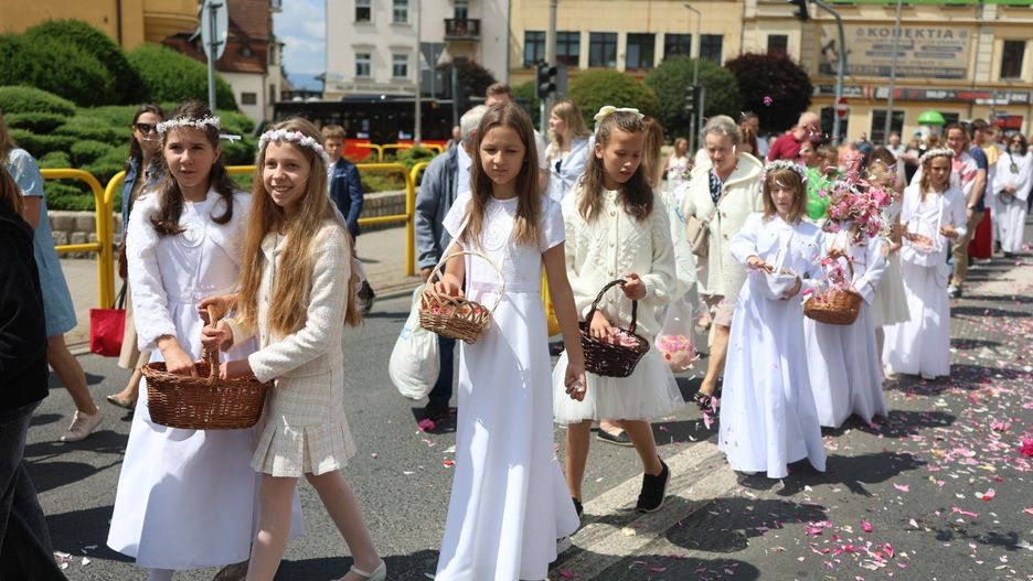 19.06.2025 Jelenia Góra. Procesja Bożego Ciała
