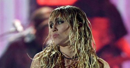 Zatrzymano psychofana Miley Cyrus! "Moją życiową misją jest zapłodnić Miley"