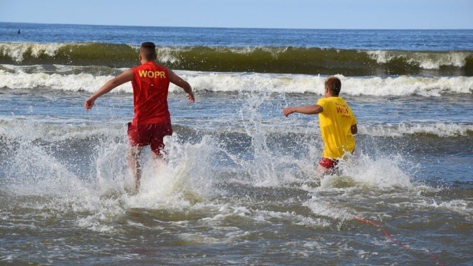 Akcja ratunkowa na plaży (zdjęcie poglądowe)