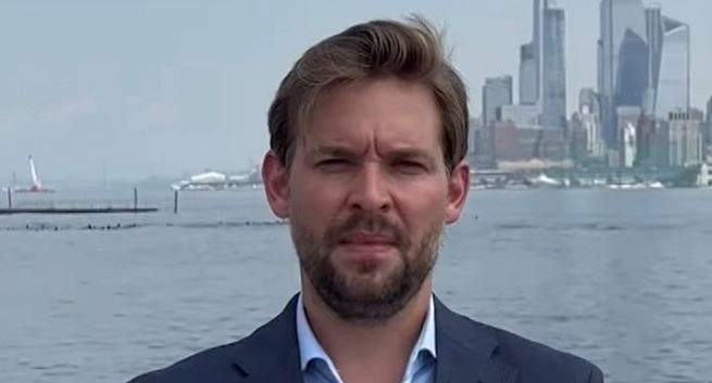 TV Republika ma korespondenta w USA. Wcześniej współpracował z TVP