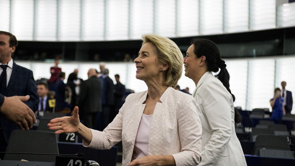 Nie wszyscy eurodeputowani podzielają optymizm KE po szczycie. (na zdj. szefowa KE Ursula von der Leyen)