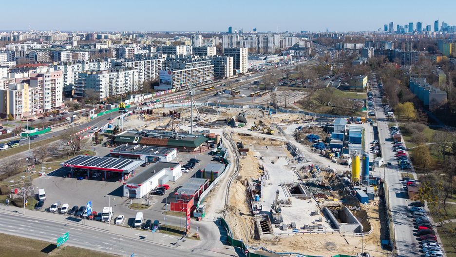 Utrudnienia w Warszawie są spowodowane budową metra