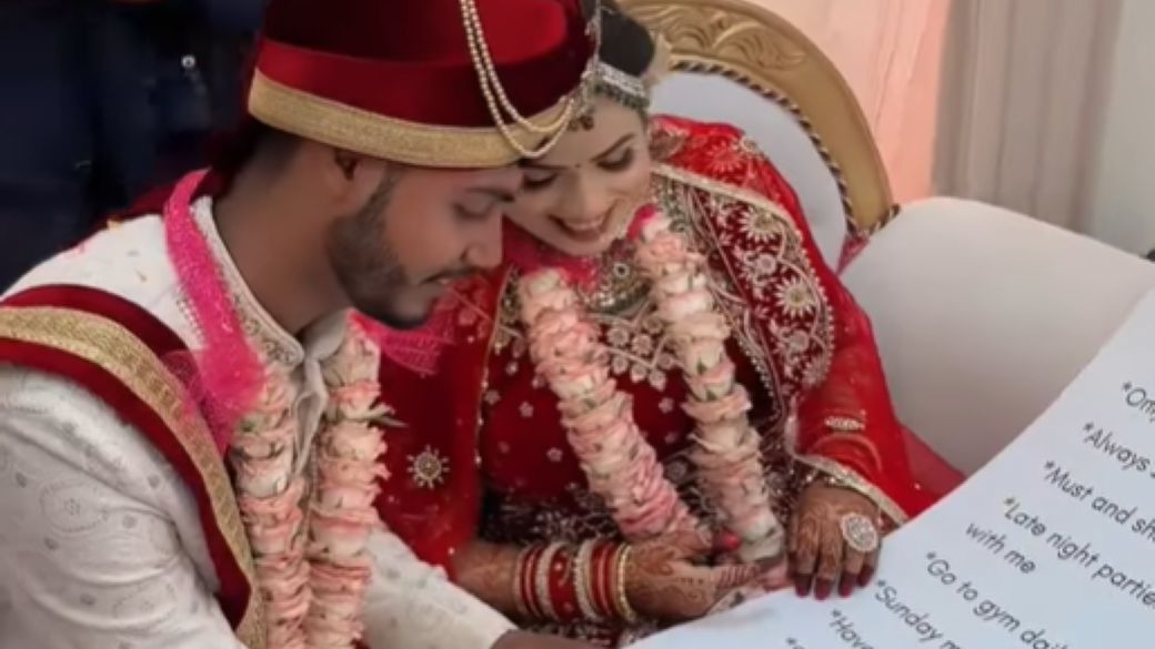 Nowożeńcy podpisali "kontrakt"