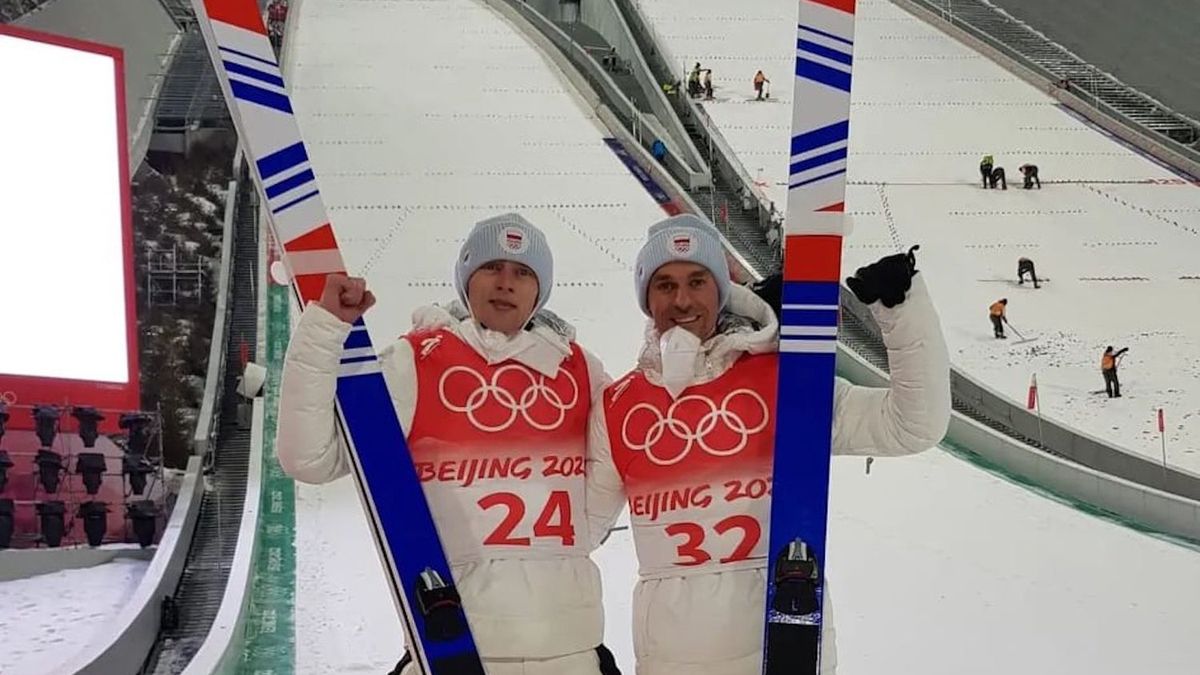 Piotr Żyła i Dawid Kubacki 