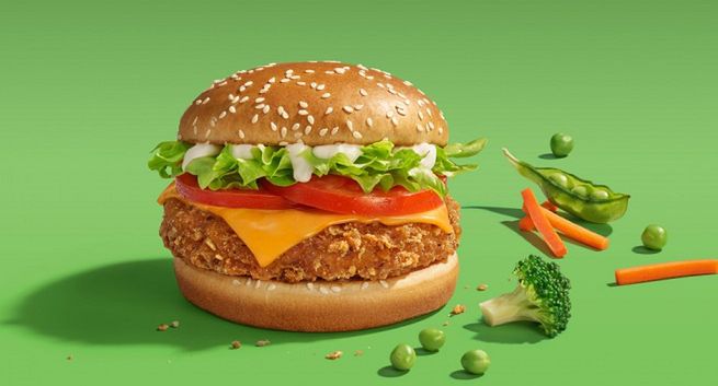 Bezmięsny Veggie Burger w stałym menu McDonald's
