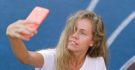Nowe badania dowodzą szkodliwości Instagrama. Powoduje napady lęku i depresję