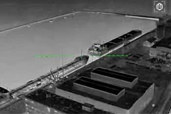 Atak ukraińskich dronów w Rosji. W ogniu tankowiec, port i skład ropy