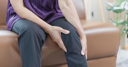 Osteoporozę wykryjesz w domu. Warto zrobić jeden pomiar