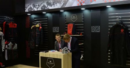 Putin Team rusza na podbój świata. Czy kontrowersyjna marka okaże się hitem?