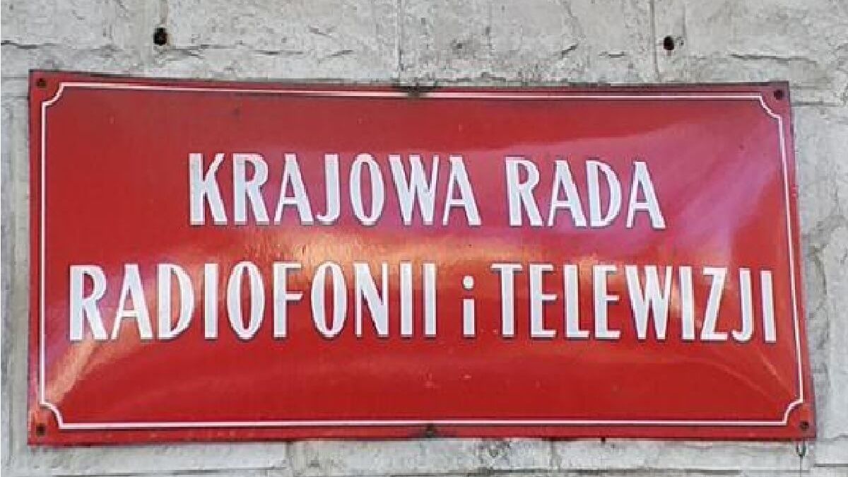 Tablica informacyjna KRRiT