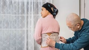 FDA zatwierdza nową metodę leczenia raka trzustki. Terapia wykorzystuje pole elektryczne