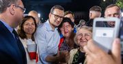 Wiek emerytalny. Mateusz Morawiecki zapomniał już, co doradzał Tuskowi