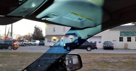 Przednie słupki ograniczają widoczność w autach. 14-latka ma na to sposób