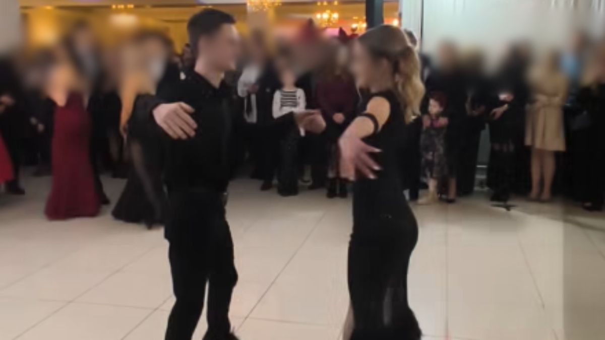 Nagranie ze studniówki w Tarnobrzegu.