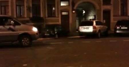 Ktoś zastawił Ci wjazd? Odholuj go! [wideo]