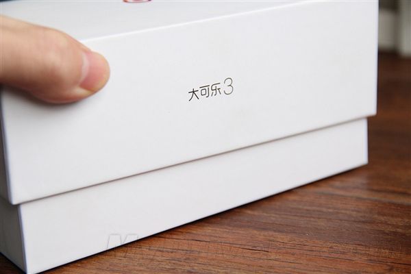 Czy podróbki mogą być premium? Oto androidowy klon iPhone'a 6, którego nie wygniesz i nie porysujesz 15