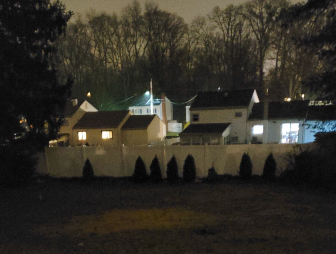 Samsung Galaxy S20 i pierwsze próbki z aparatu. Ulepszony tryb nocny i kiepski zoom 30x 4