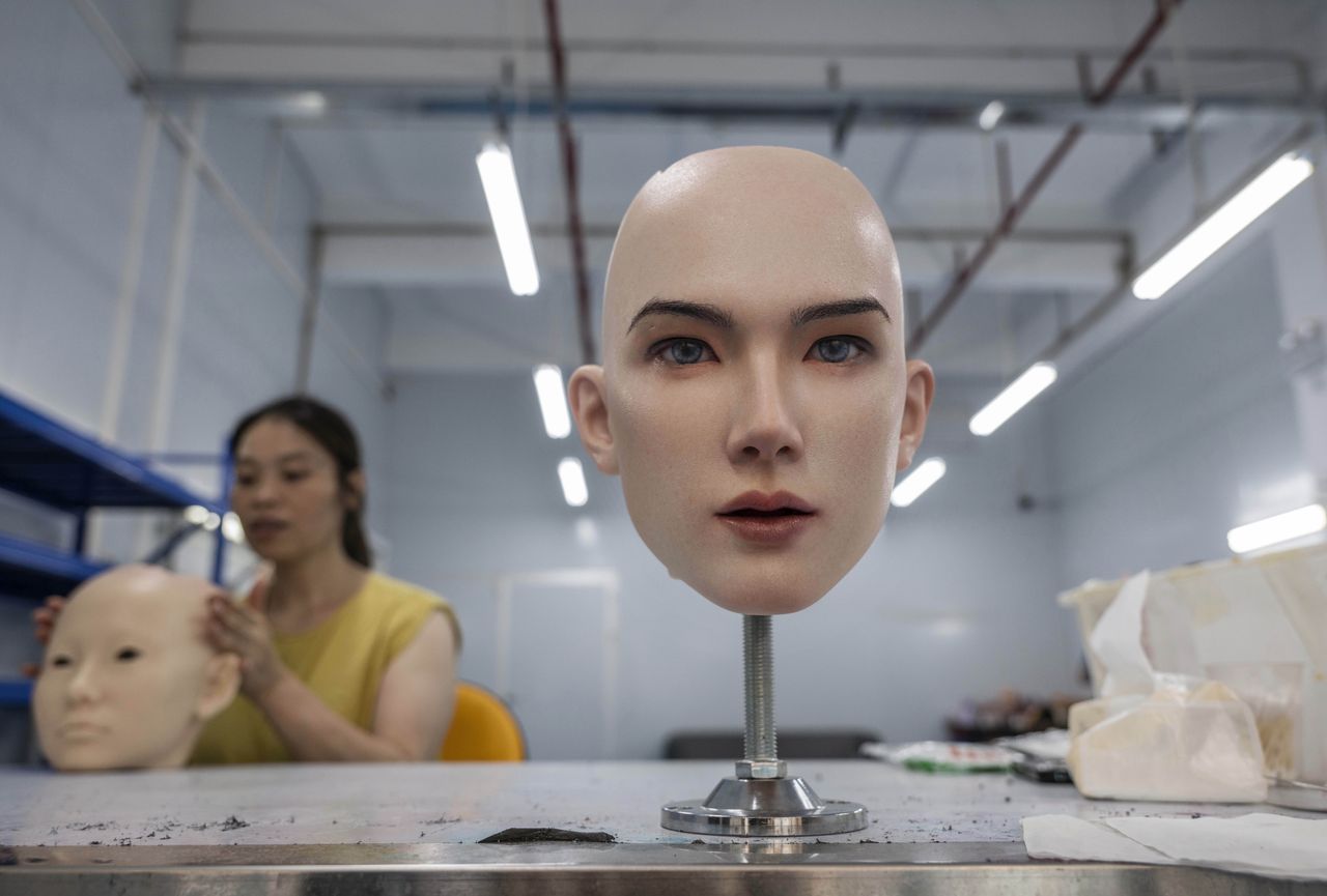 Sztuczna inteligencja zerwała się z łańcucha? Ekspertka zabrała głos