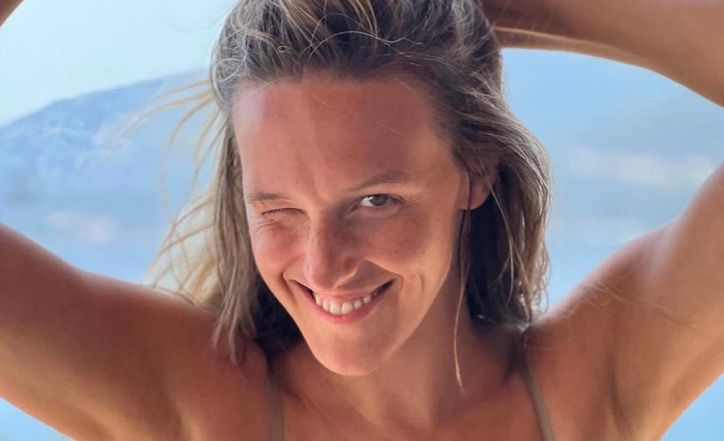 Aleksandra Żebrowska z ciężarnym brzuchem pozuje TOPLESS