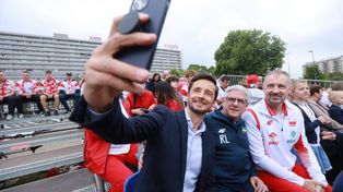 Aleja Gwiazd Siatkówki w Katowicach zyskała nowe sławy. Odsłonięto sześć nowych tablic