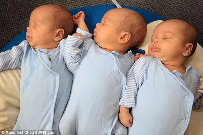 Zdiagnozowali u niej niepłodność, dzisiaj jest matką jednojajowych trojaczków