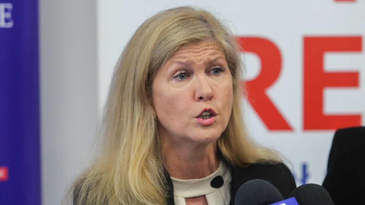 Posłanka Iwona Arent