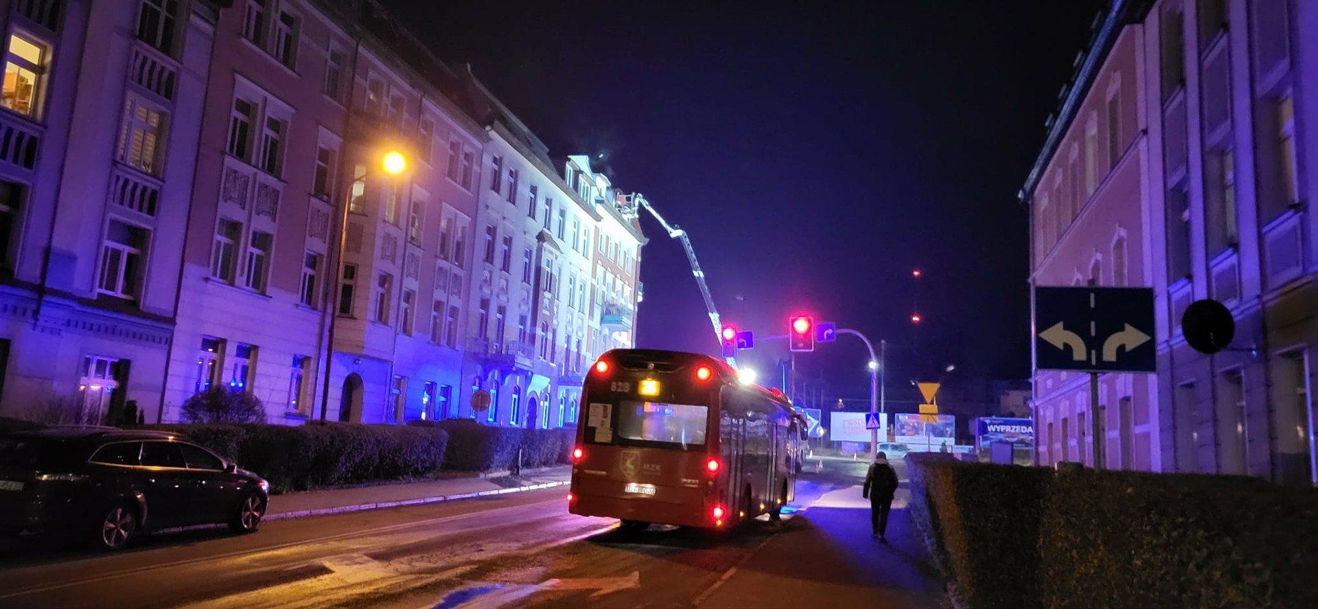 Pożar ul. Złotnicza Jelenia Góra 22.11 2025