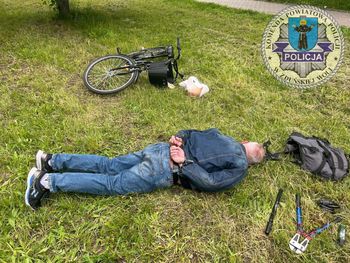 Zastawili pułapkę na złodzieja rowerów. Złapali go na gorącym uczynku