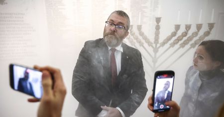 Zarzuty dla Grzegorza Brauna. Jest głos z prokuratury