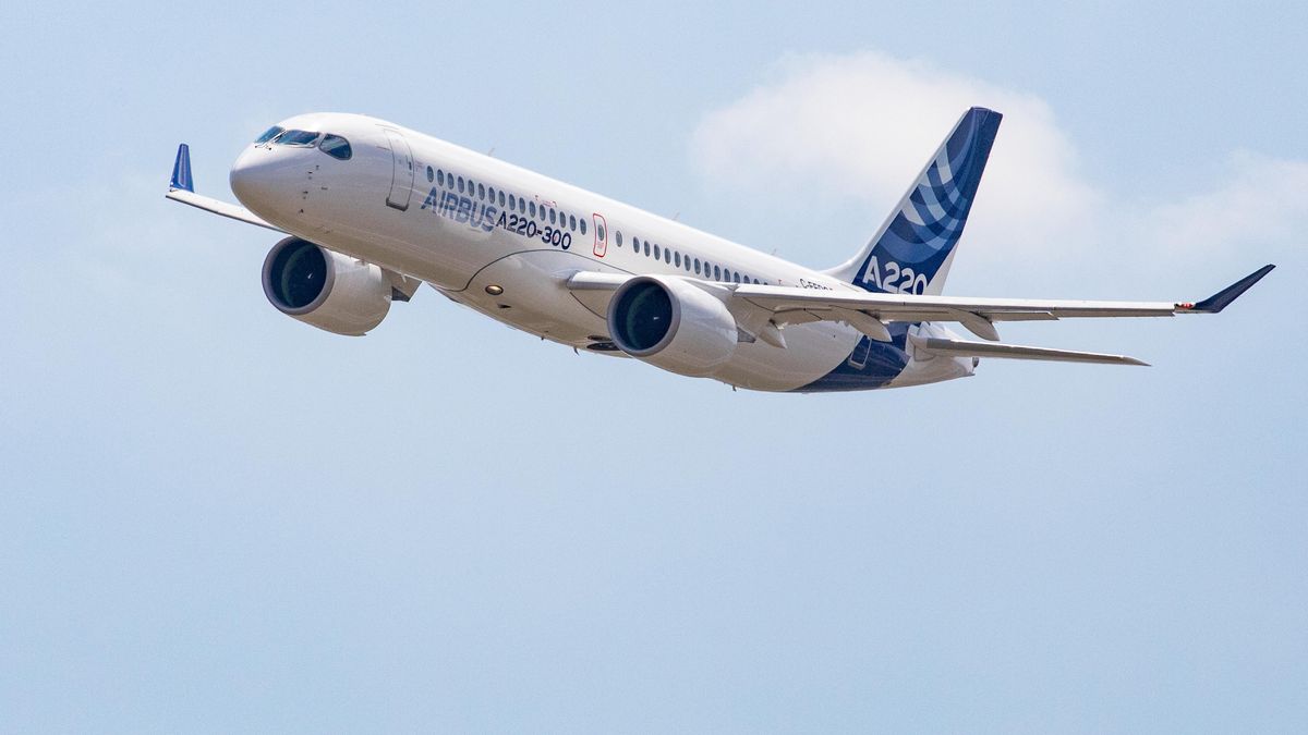 Airbus liczy, że LOT zamówi u niego samoloty A220. Gra toczy się o 84 maszyny