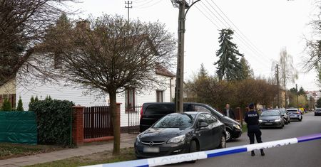 Tragedia na Ursusie, nowe fakty. "Rodzice i córka z zięciem"