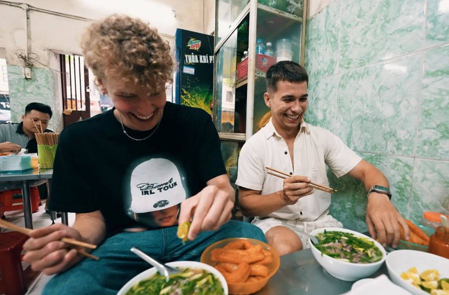 Friz otwiera restaurację? Fani w szoku