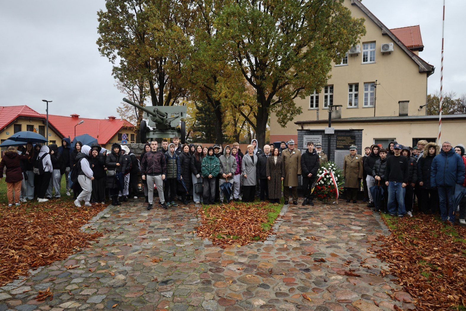 Generał Sławomir Owczarek z kolejną wizytą w Pleszewie